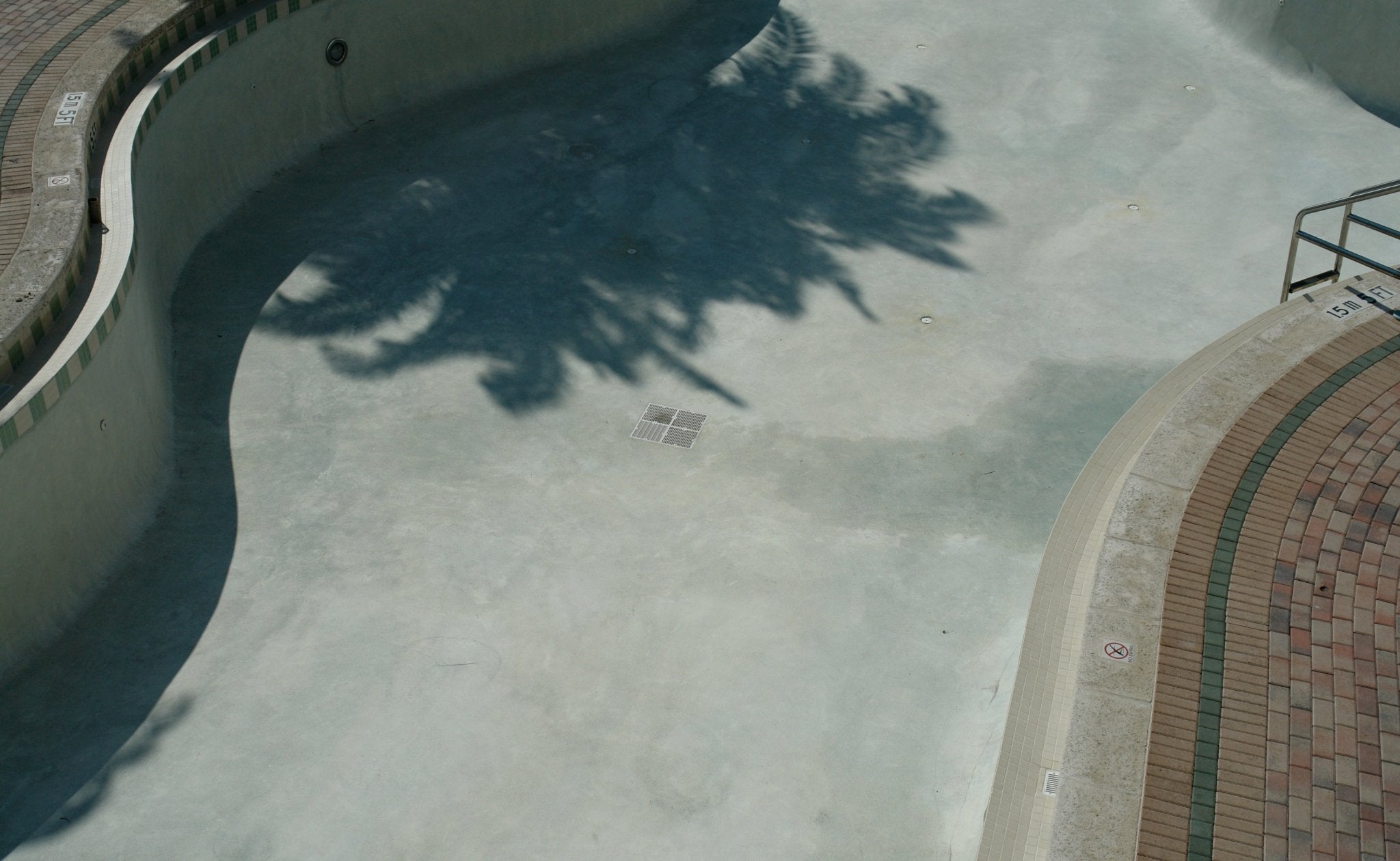 2K Dichtschlämme Schwimmbad Pool Außenbereich Betonbecken abdichten Bodenbeschichtung Grau SL430 5-20Kg