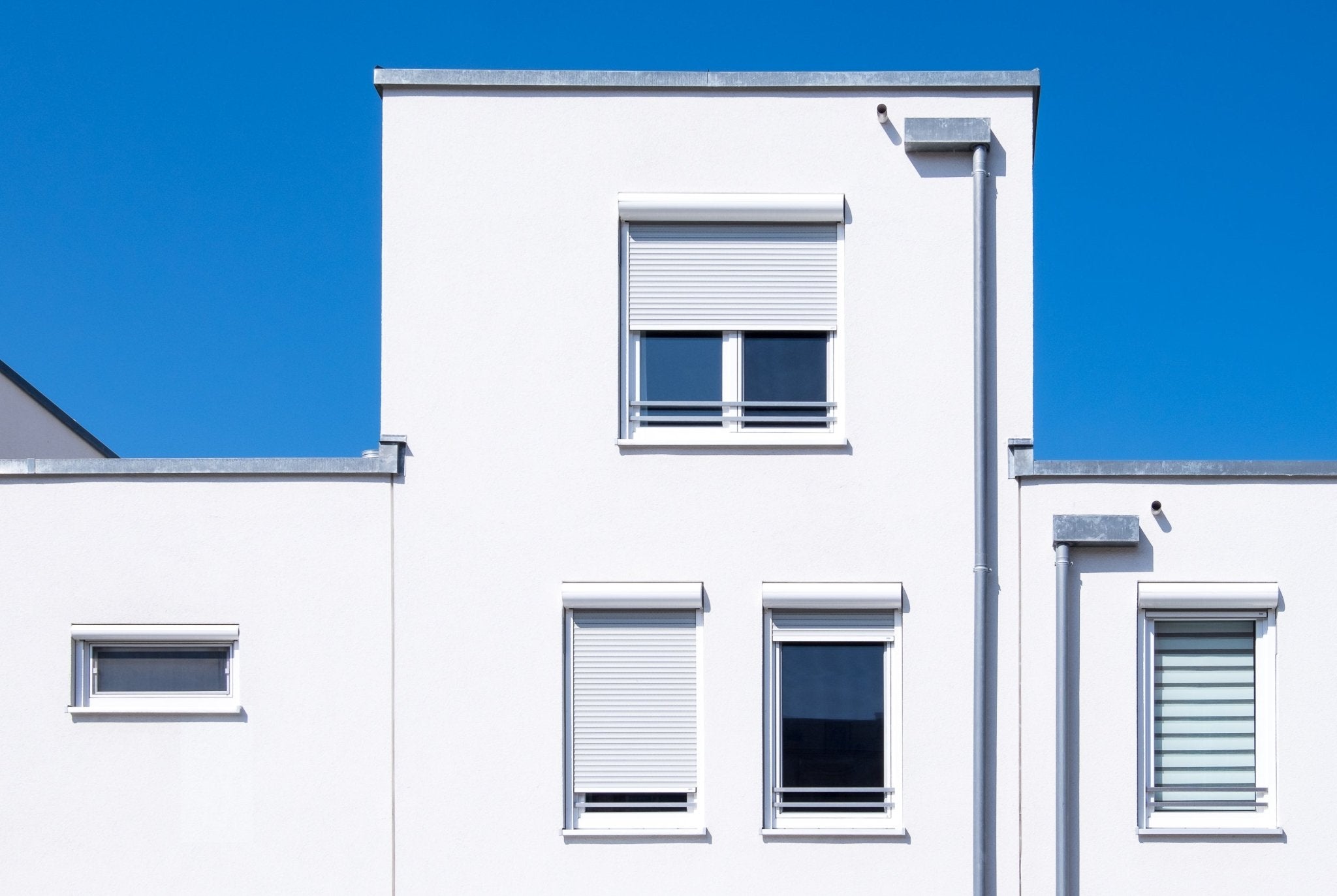 Fassadenfarbe Wandfarbe Wandanstrich Fassadenbeschichtung für Außen Weiß W516 1-20L